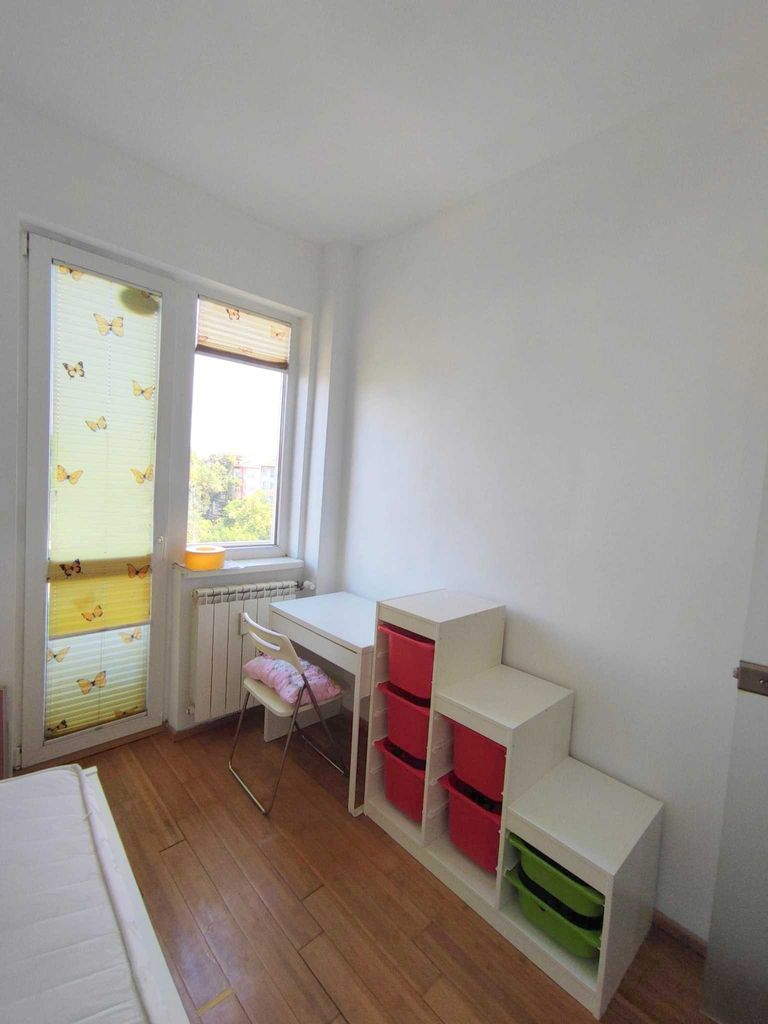 Дава се под наем Тристаен апартамент в София, Център - 65 кв.м за 650 € - Снимка #2