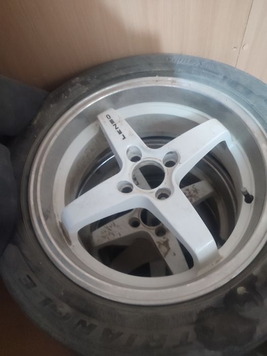 Срочно продам диски