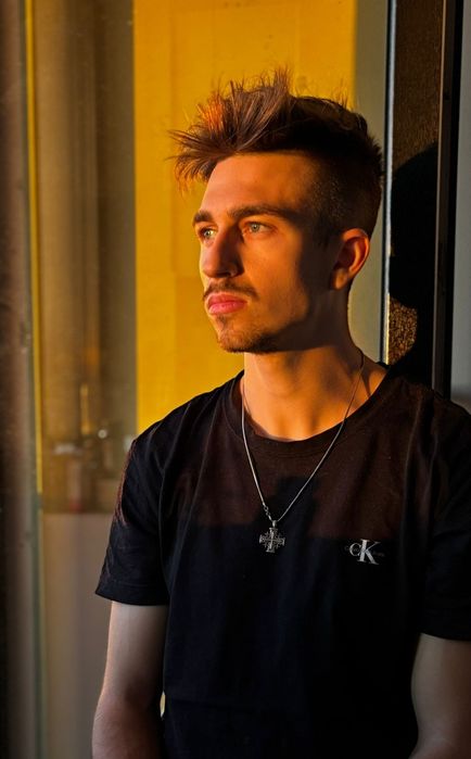 Caut 20 de persoane pentru evenimente