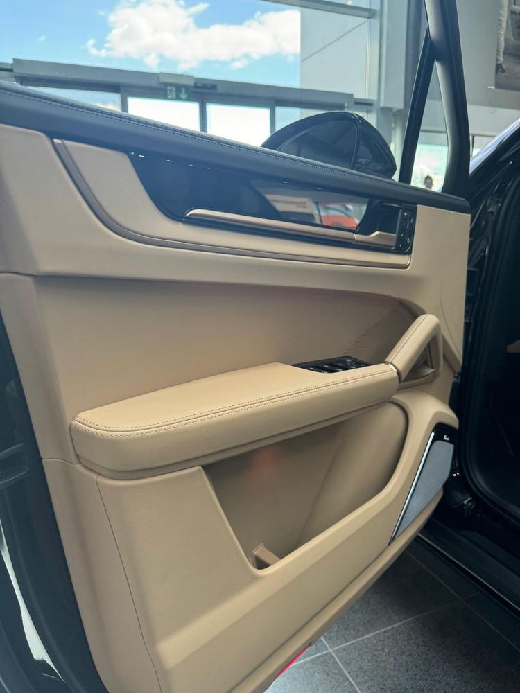 Porsche Cayenne S V8 3996 cmc 474 cp 13.000 km