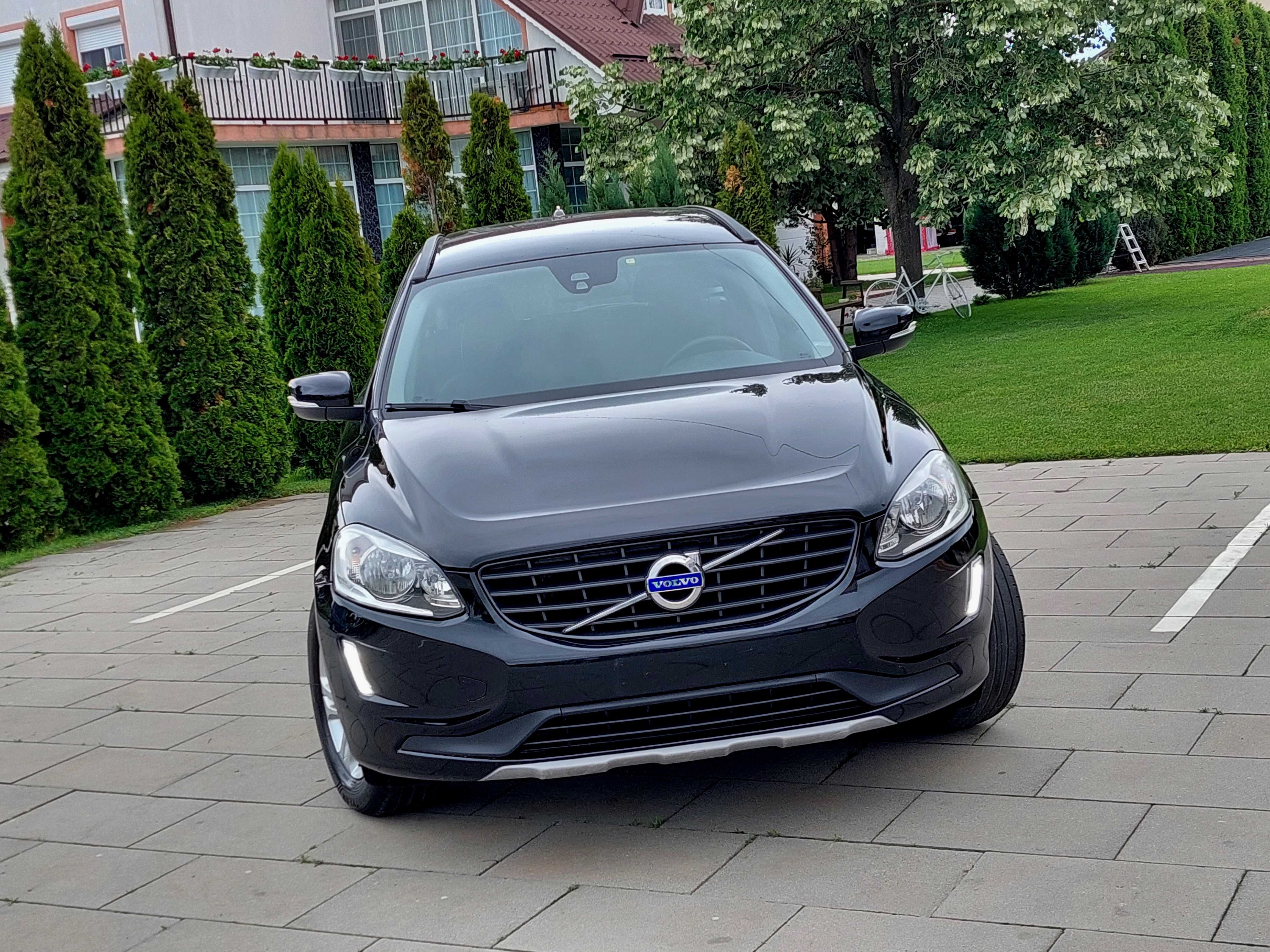 VOLVO XC60 2.0D3 150cp Euro6 *06/2016* Automat - KM Reali