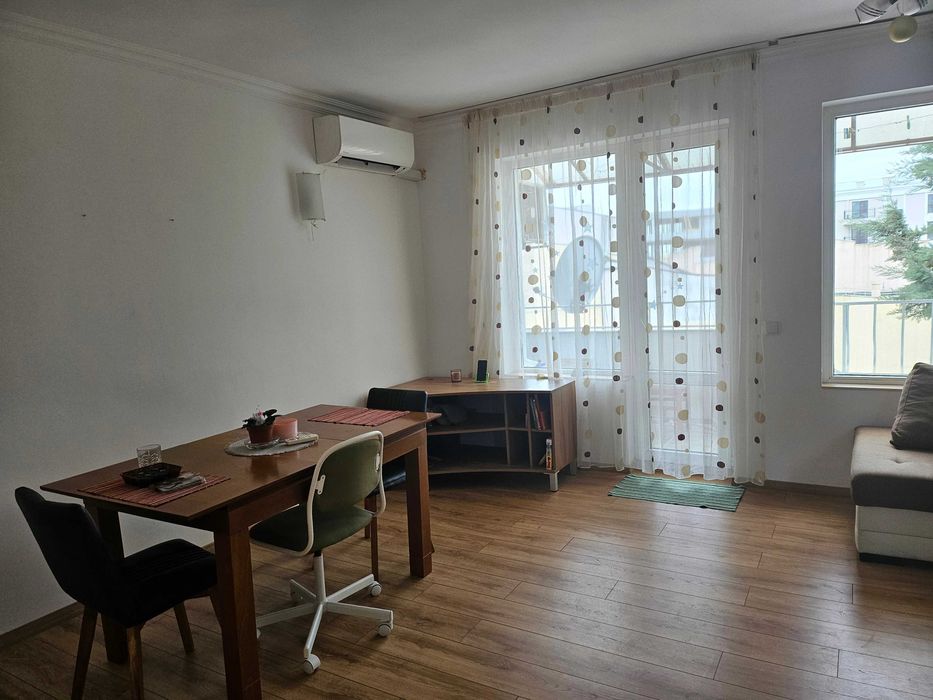 Продава се Двустаен апартамент в Варна, Бриз - 86 кв.м за 2082 €/кв.м - Снимка #1