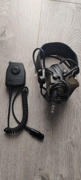Căști active 3M Peltor ComTac