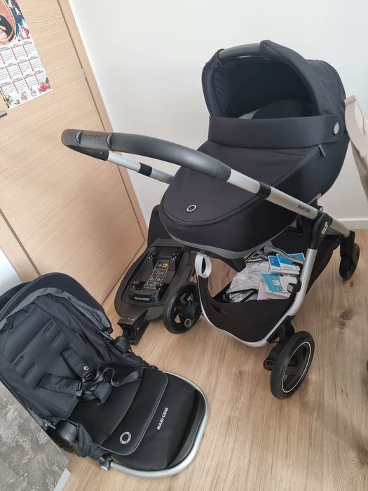 Caruciorul Maxi Cosi (2 in 1) + Landou Jade + baza auto FamilyFix3