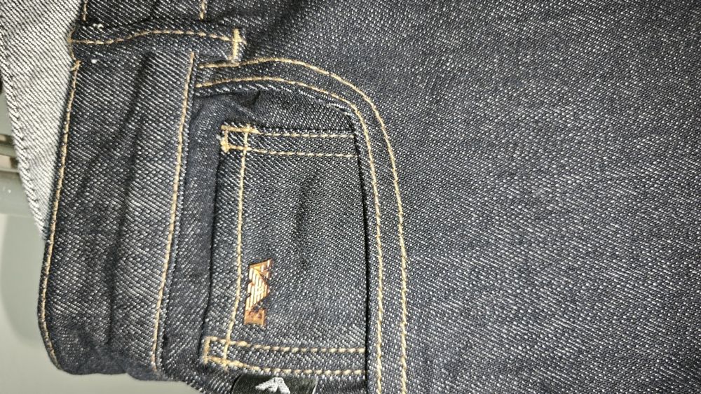 Джинсы Армани оригинал