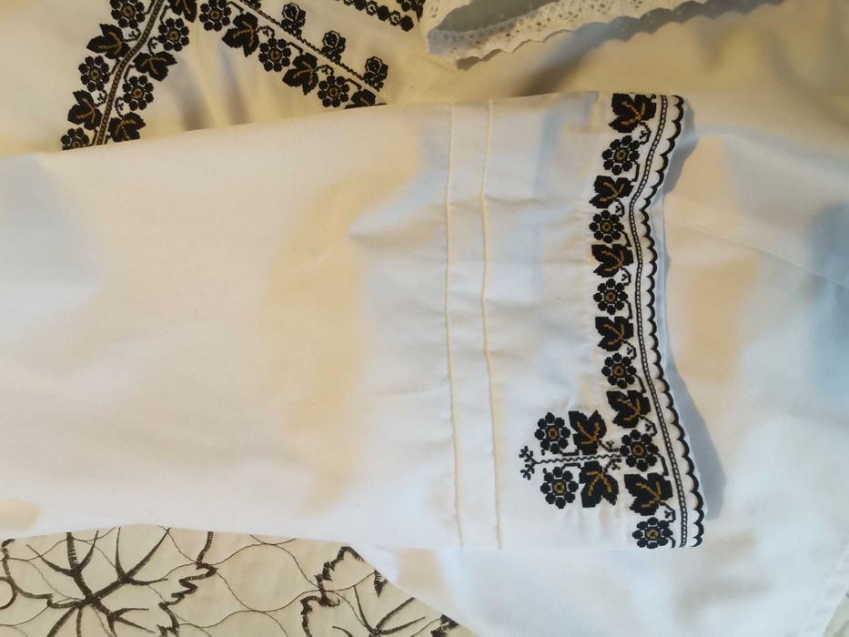 Cămașa Marginimea Sibiului și poale