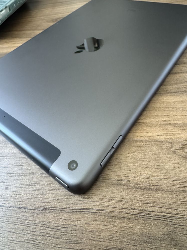 Apple Ipad 9th gen 10.2 2021 WIFI+CELLULAR 64gb Space grey