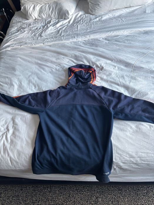 Adidas essentials БАРТИ се