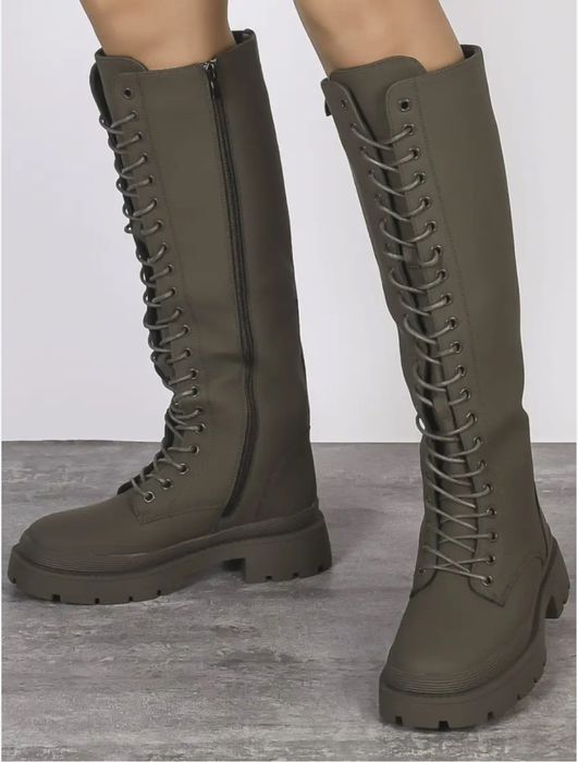 Зимние сапоги Zara