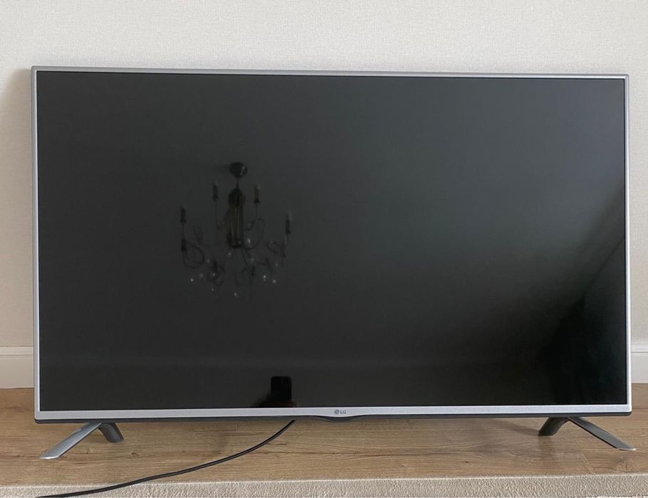Телевизор LG 49LF640V-ZD