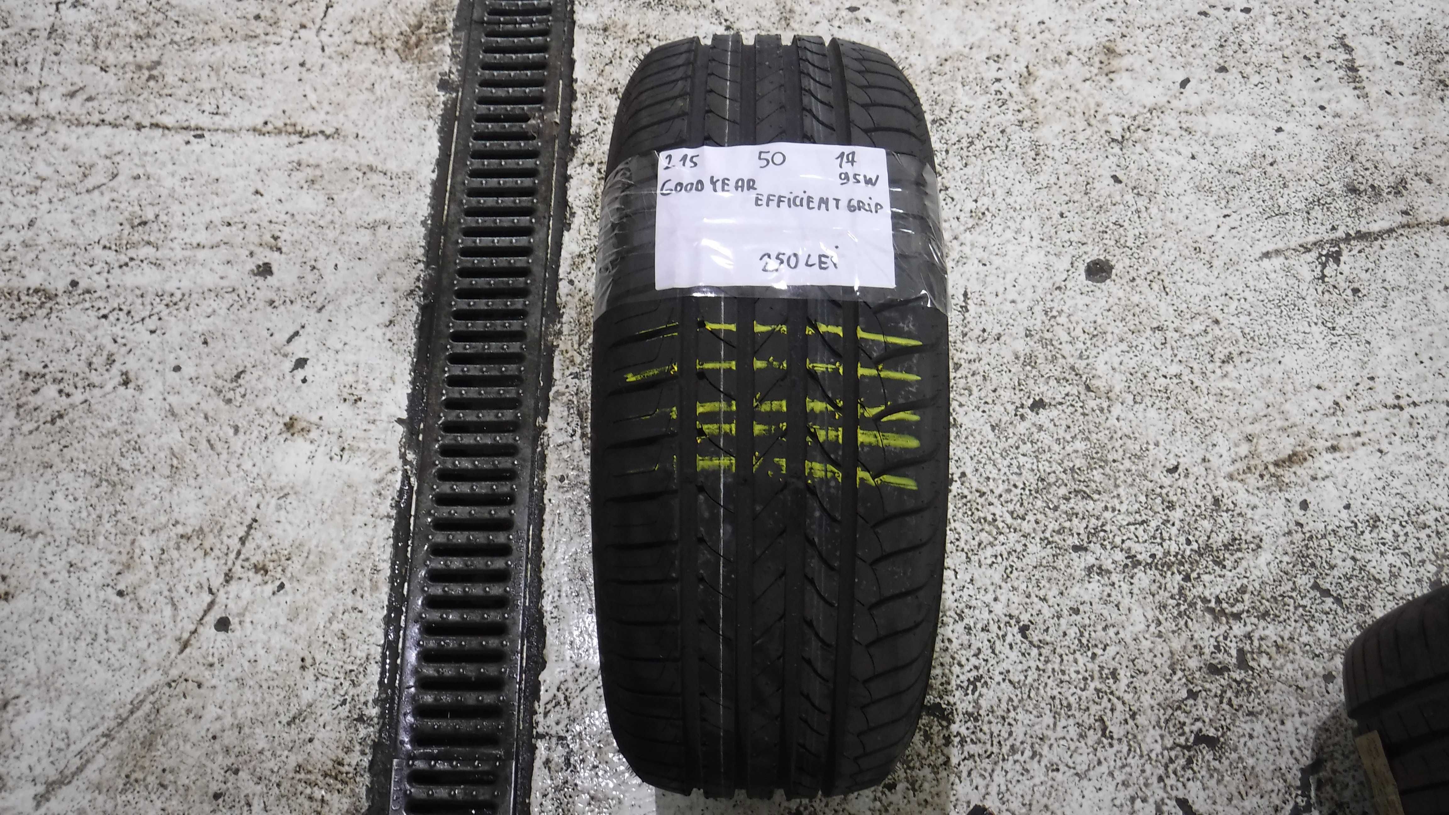 215 50 17  vara noua  GoodYear Efficient Grip