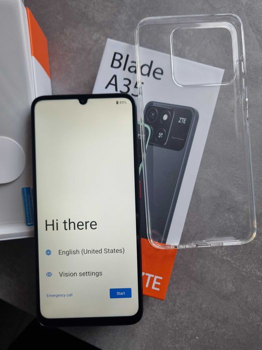 Tel. ZTE Blade A35 Negru, Dual SIM, 6GB RAM, cu android ca Samsung A