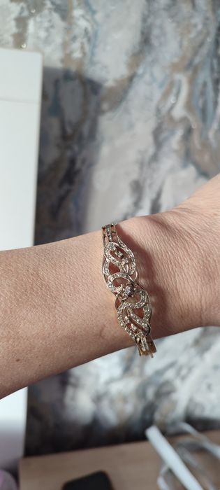 Продам золотой браслет12.40 гр 583 проба  с бриллянтами Мосювелир