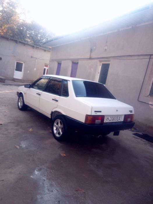 Lada samara 21099