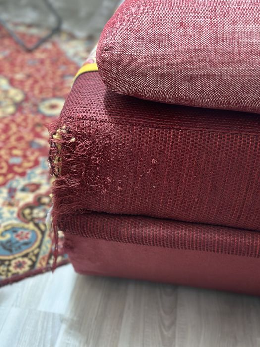 Диван - тахта, в хорошем состоянии