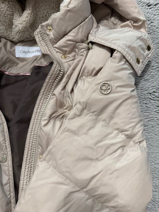 Calvin Klein яке, М, гъши пух