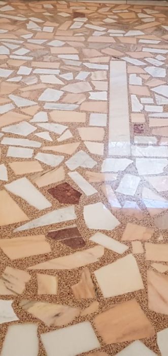 Slefuim si lustruim Pardoseli travertin mozaic sau marmura