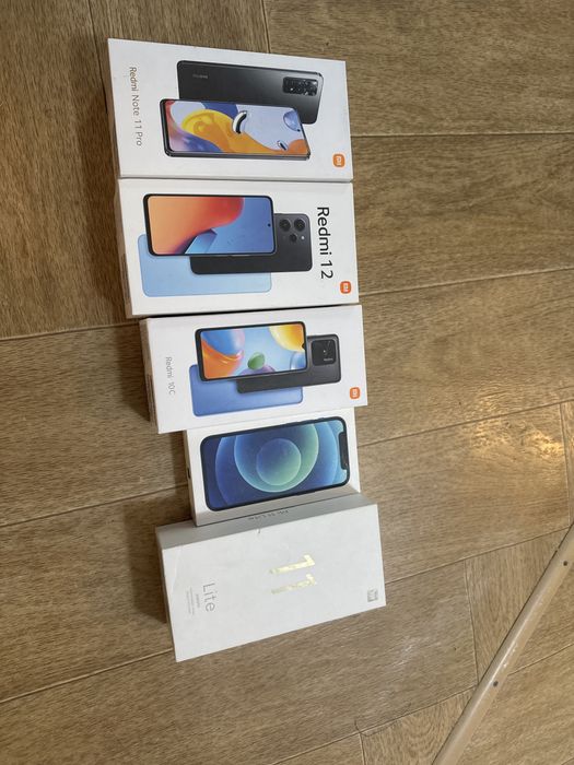 Продам все коробки за 10 тысяч