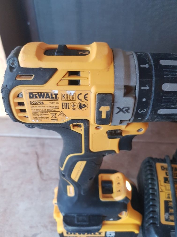 Set dewalt model bruslhes