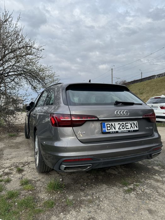 Audi A4 2021 avariat