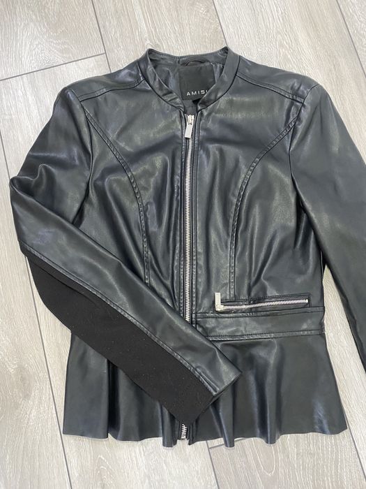 Дамско кожено яке