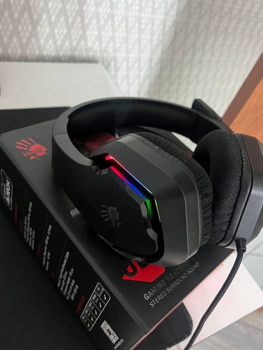 Продам игровые наушники