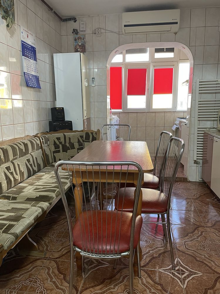 Apartament 3 camere | 69 mp | Proprietar | Zona Barcă - Rahova