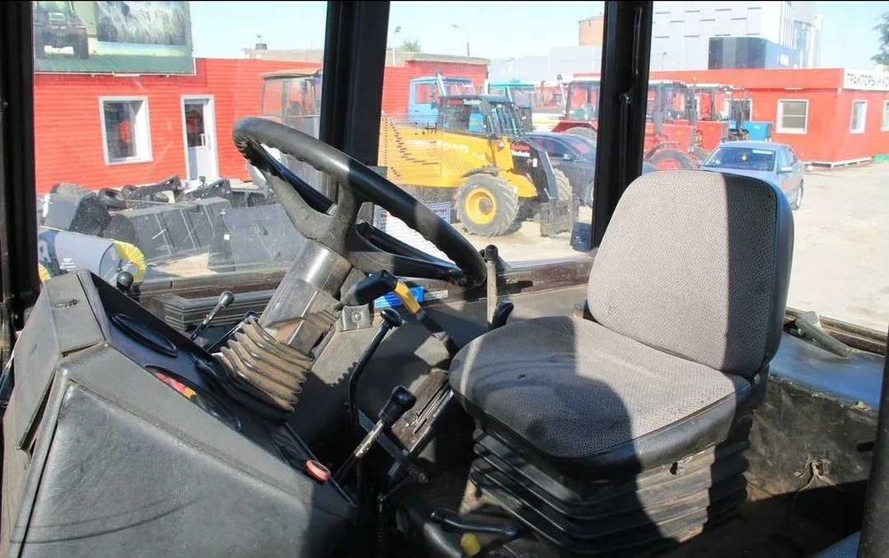 MTZ (Belarus) 892 трактори, 2015-йил