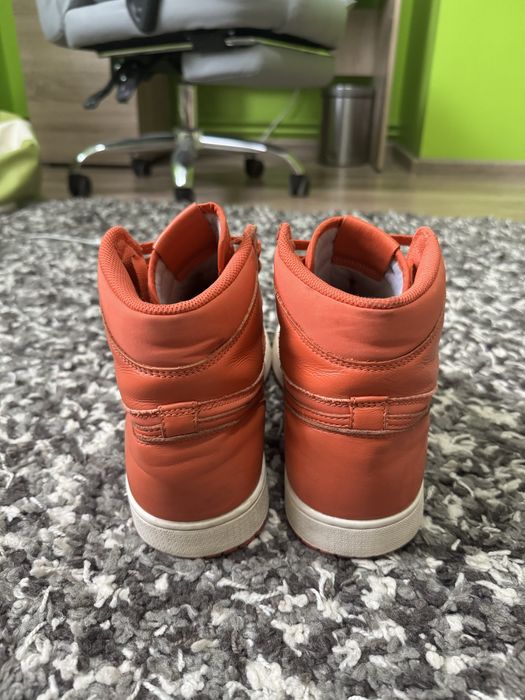 Jordan 1 orange (46) 100% original