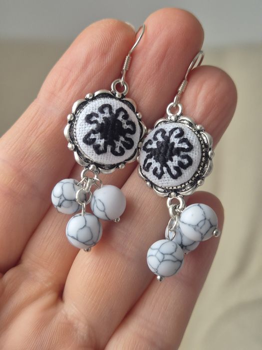 Cercei cu tortițe din argint