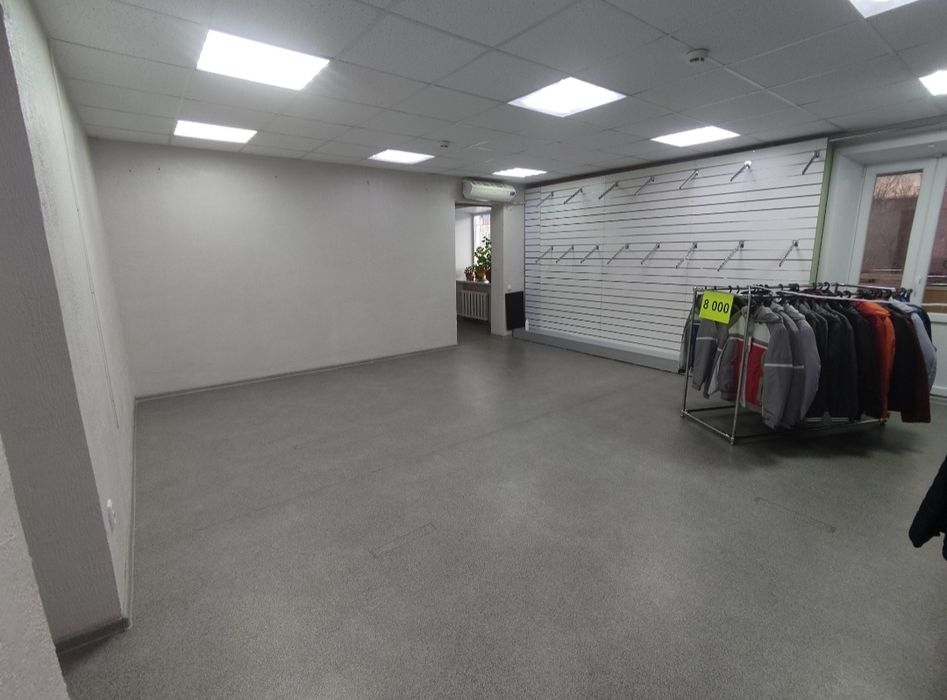 Сдается площадь под офис либо торговлю