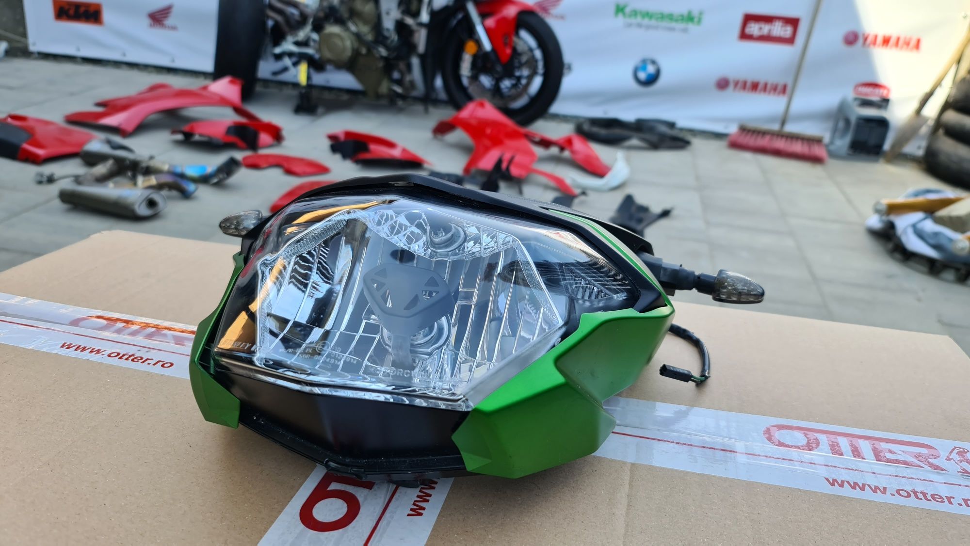 Carena far Kawasaki Z650 2017 2019 / sa pasager pilot / bord /  roata