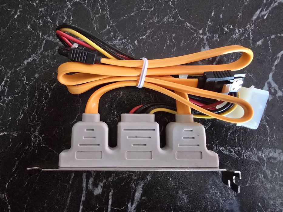Gigabyte eSATA Kit