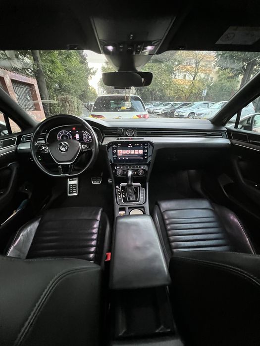 Volkswagen Passat  Alltrack