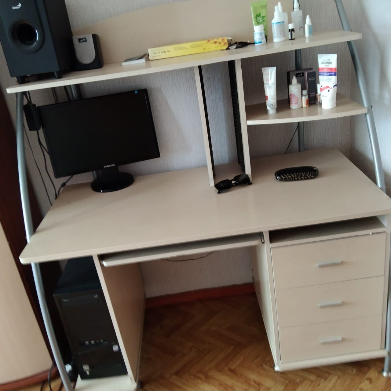 Компютерный стол