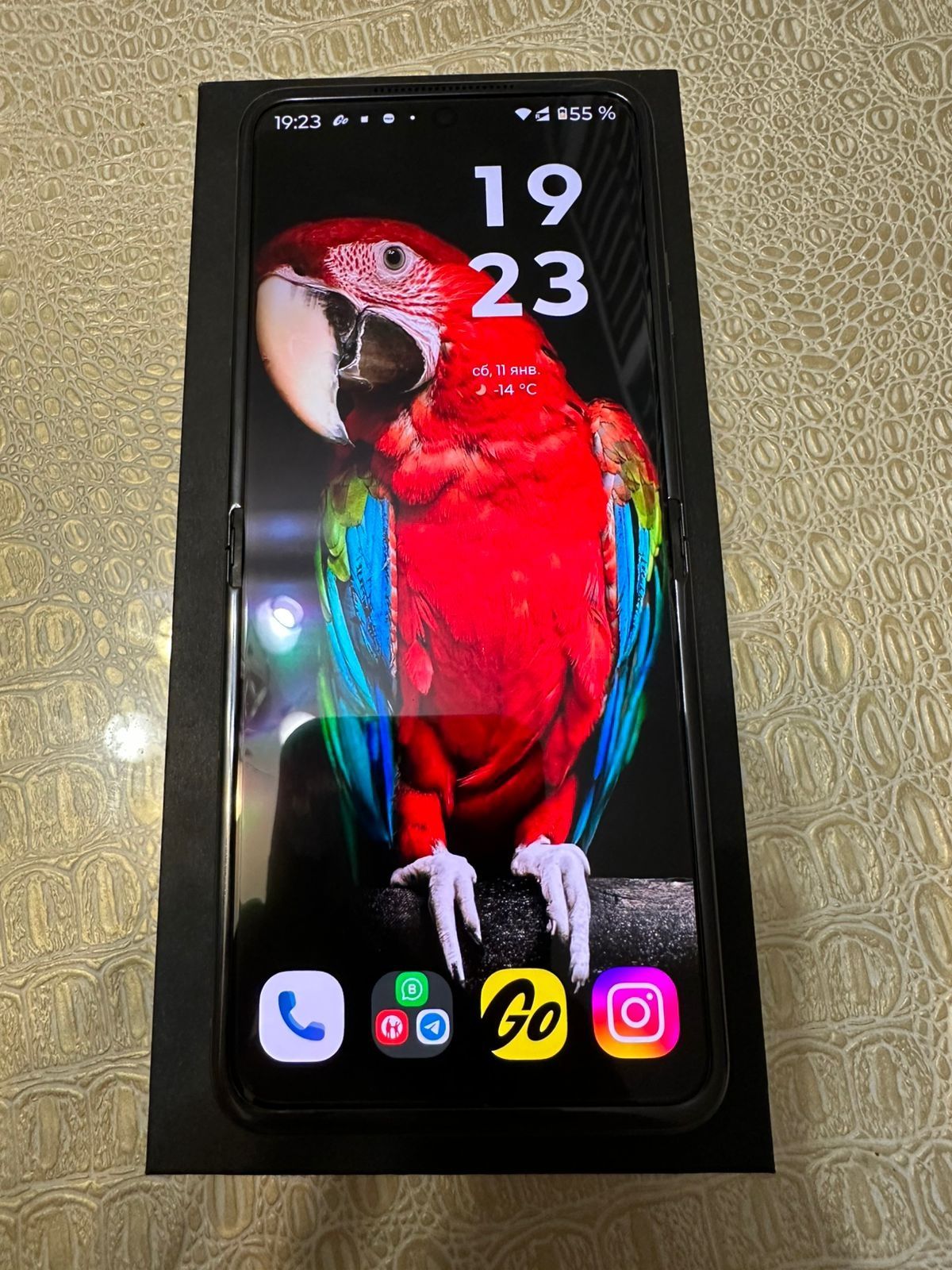 Motorola razr plus 2024