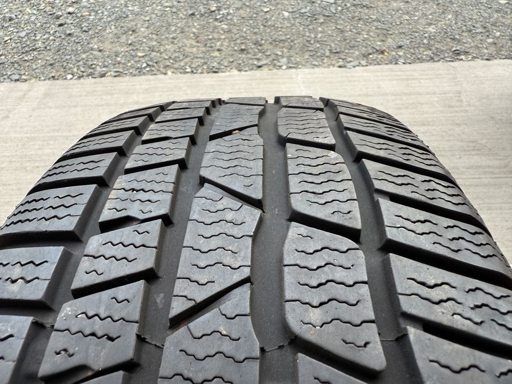 4бр. Зимни Гуми С Борд 215/60R/16 -CONTINENTAL- DOT:2918- 5.7мм+4.2мм