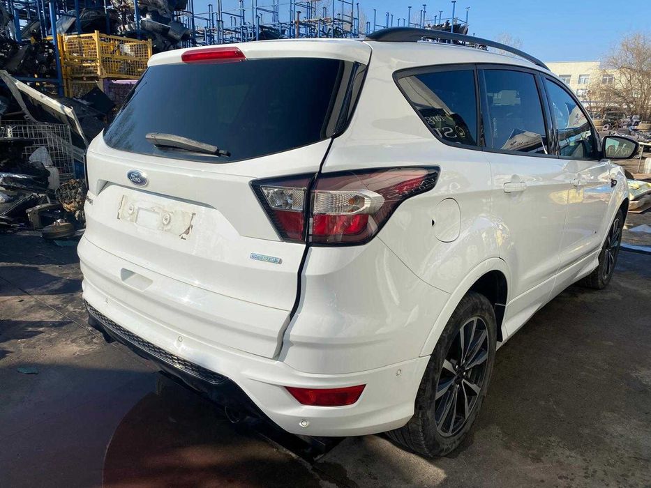 dezmembrez ford kuga 4X4 automat 1.5 ecoboost cod motor M9ME , M9DB
