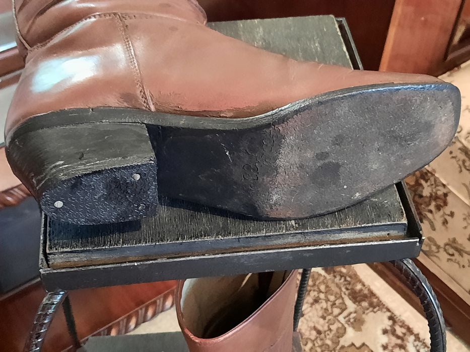 Cizme maro -roșcat, vintage, de colecție,  purtabile