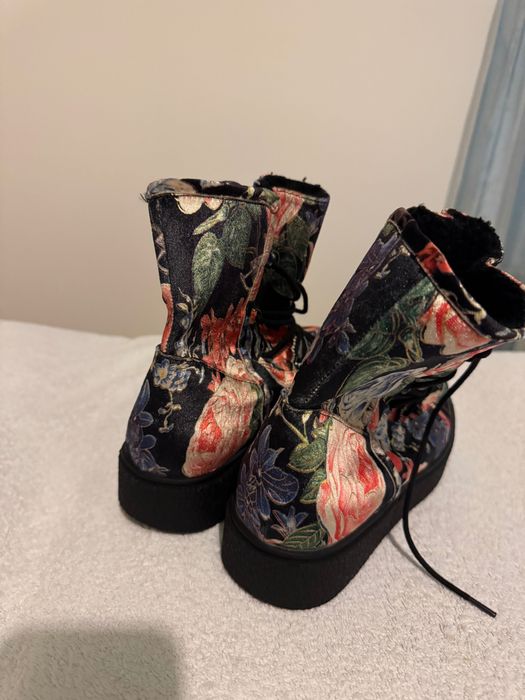 Ghete moderne, multicolore gen Desigual