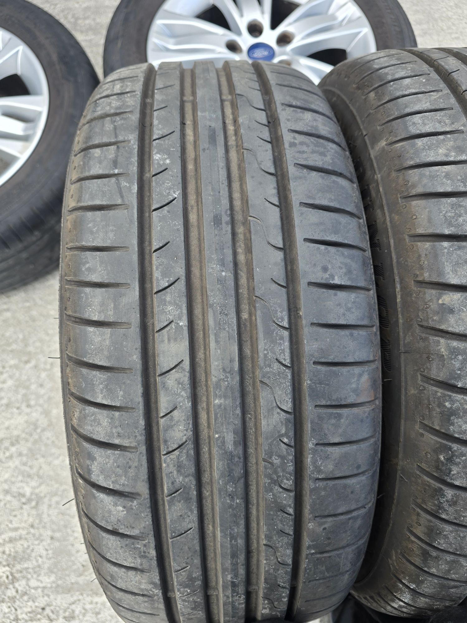 2 Броя 215/55/16 Dunlop 7,2mm 21dot