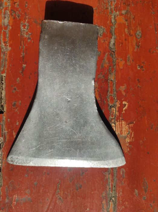 Продам качественый тапор.