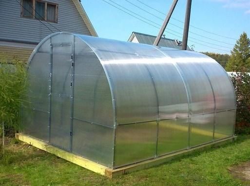 Сотовый поликарбонат 4мм  6мм  8мм. Теплицы 4  6  8  10  12м.