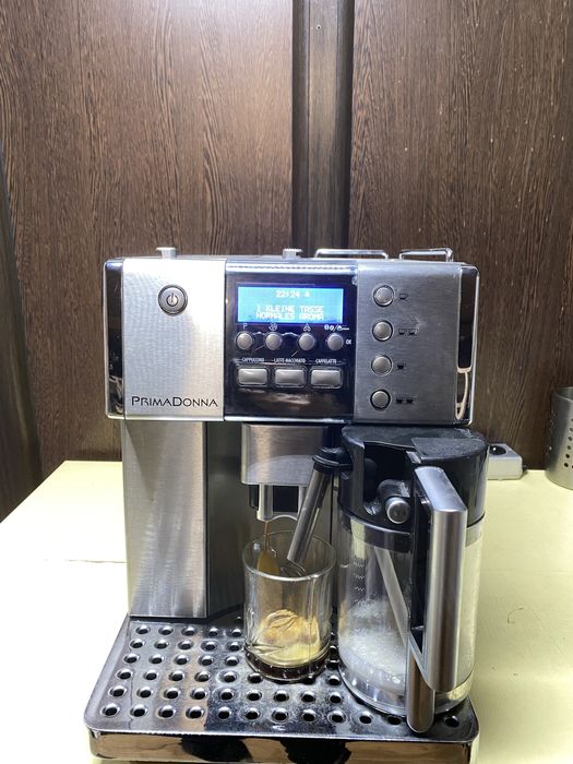 Expresor/Espressor aparat cafea Delonghi Primadonna (garantie)