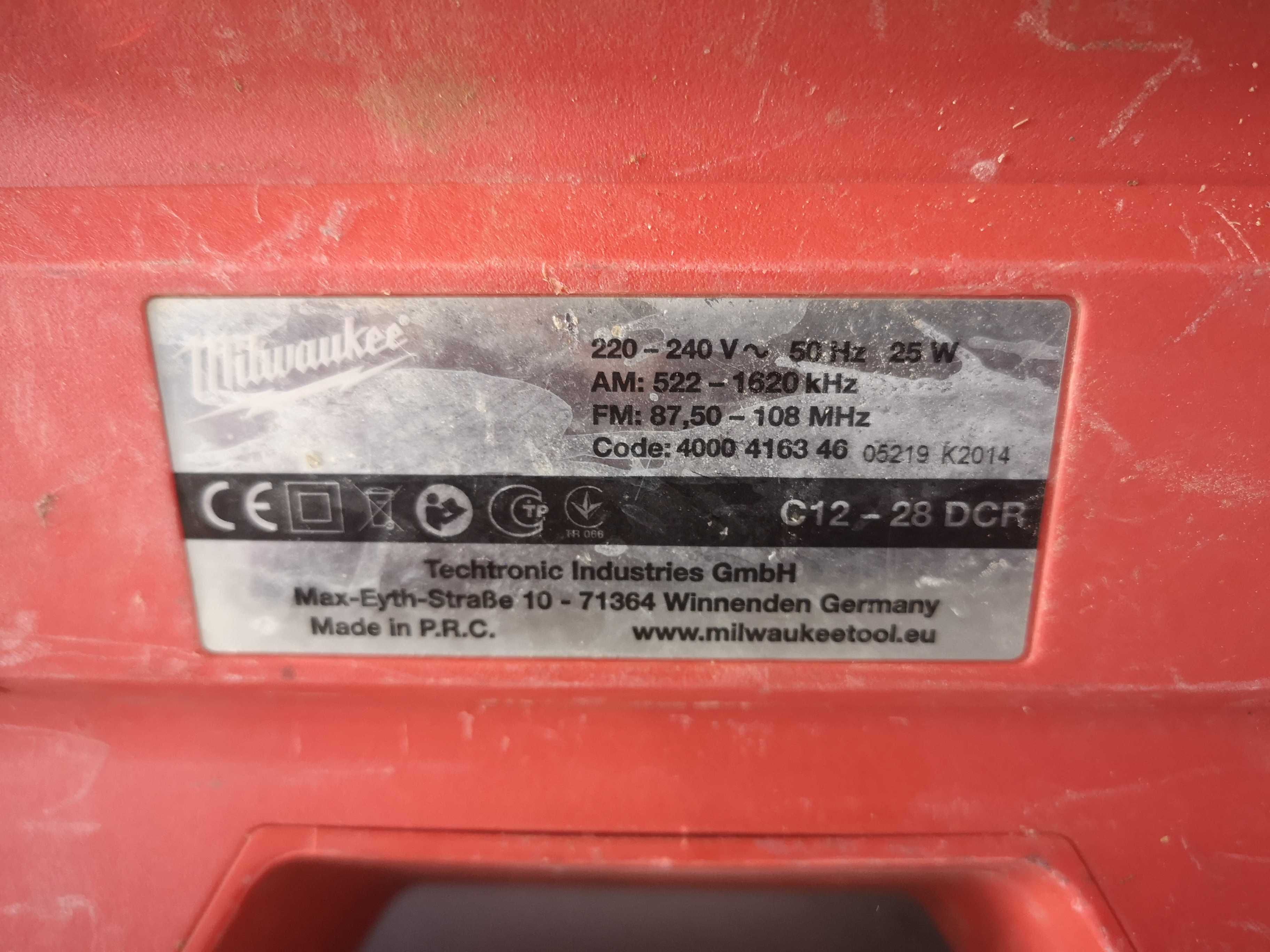 Радио - Milwaukee C12-28 DCR