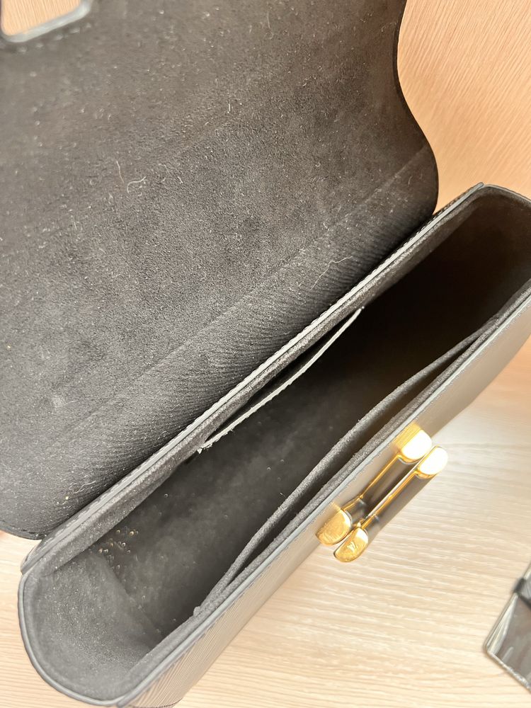 Продаю оригинальную сумку Louis Vuitton Twist MM