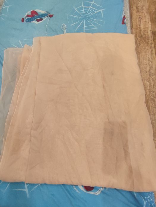 Тюль      абрикосового цвет