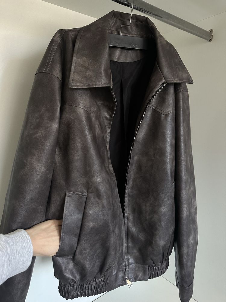 Кожено унисекс яке Zara