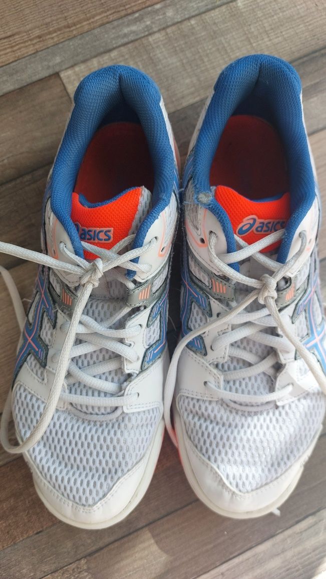 Adidasi Asics Handbal