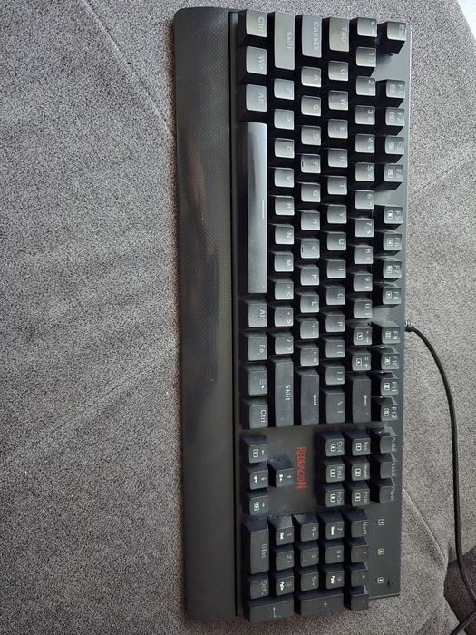 Tastatura mechanica RedDragon